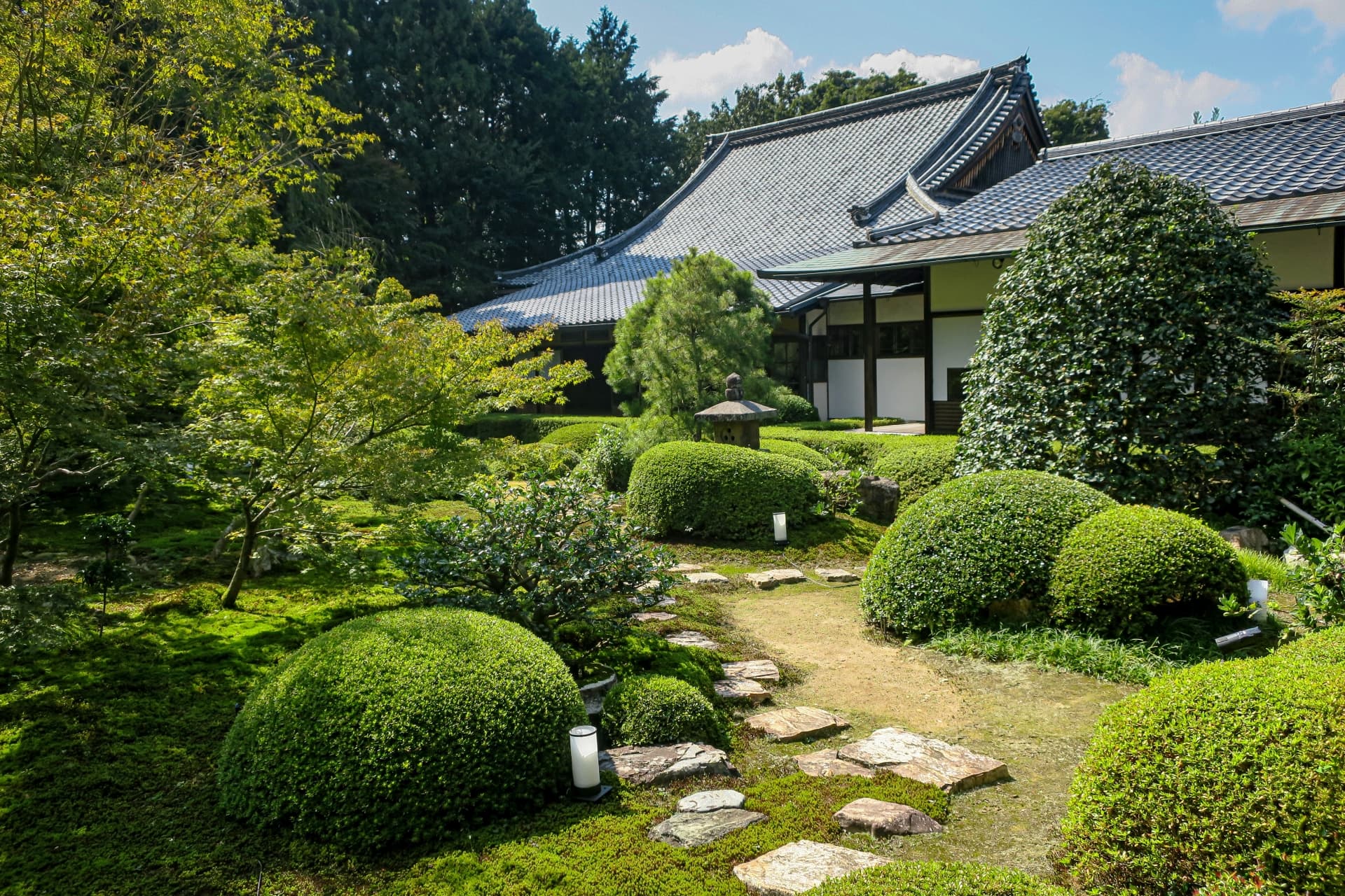 即成院（そくじょういん）［泉涌寺塔頭］